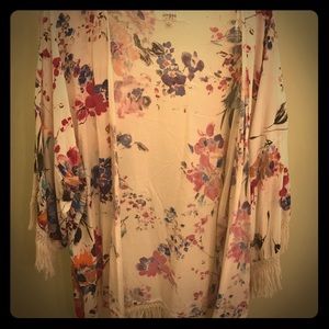 Umgee Floral Print Tassel Kimono